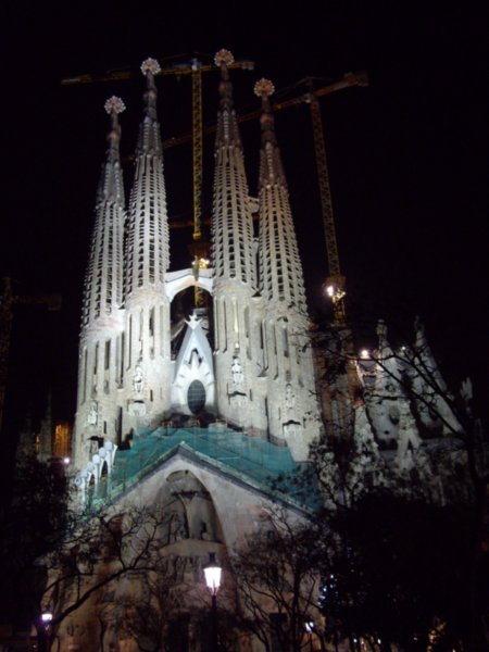 La Sagrada Familia By Night
