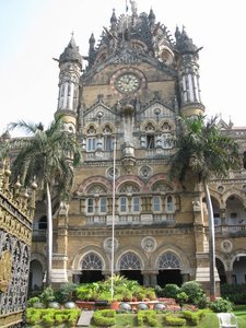 The train station, Mumbai