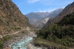 Annapurna Day 2, following the road again