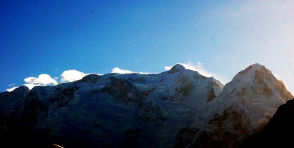 Kanchenjunga S BC Trek