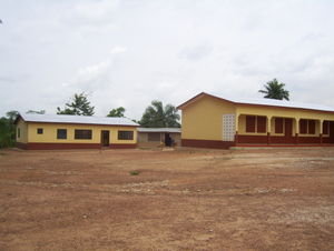 The as of yet unused new school facilities in Kwaman