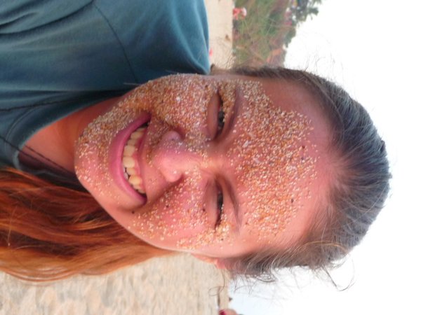 "Hey Am, stick your face in the sand for a picture!"