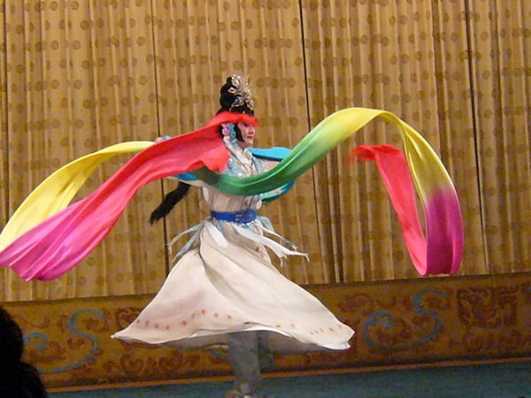 Peking Opera Star Dances