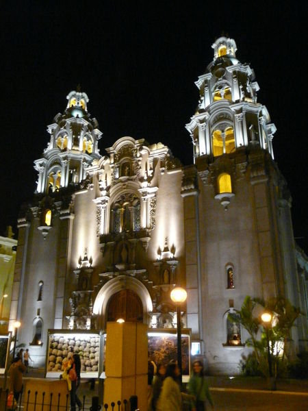 Miraflores Church Square