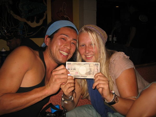 Happiness of japanese money :)
