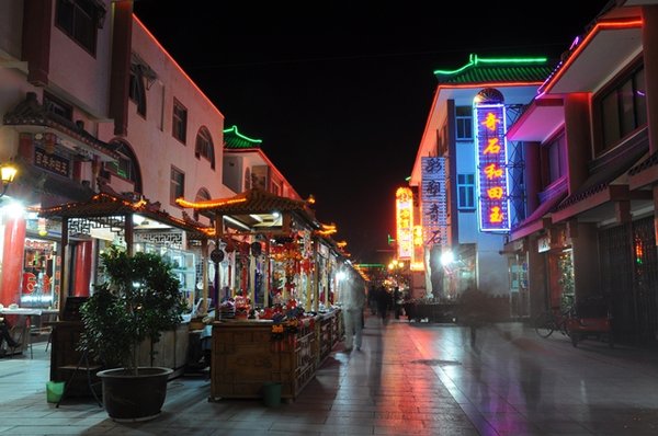 Night market 3