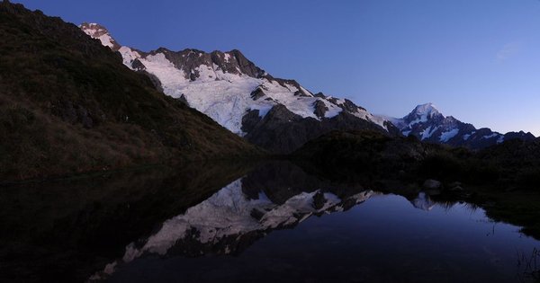 Mt Cook and Mt Tasman at dawn