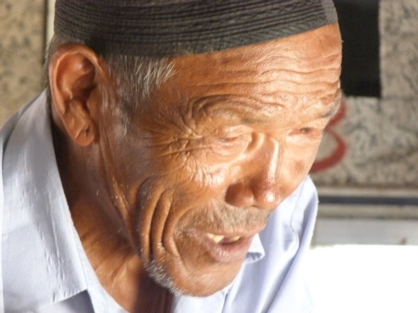 Hombre Nepali