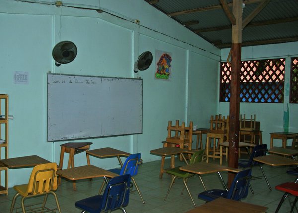 Tortuguero School