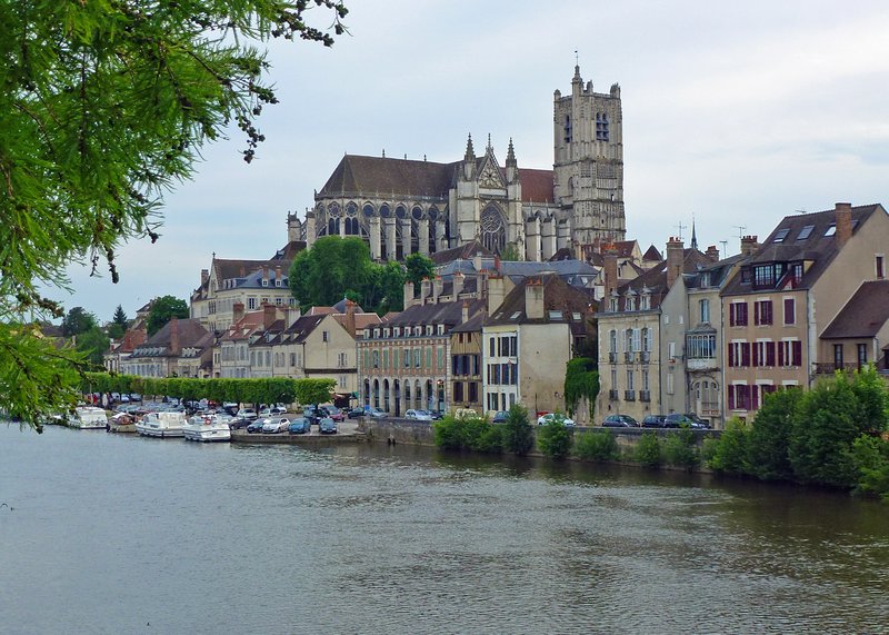 Auxerre - first view of the town