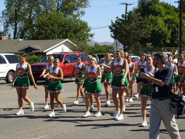 Cheerleaders on parade