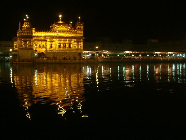 Golden Temple and water tank