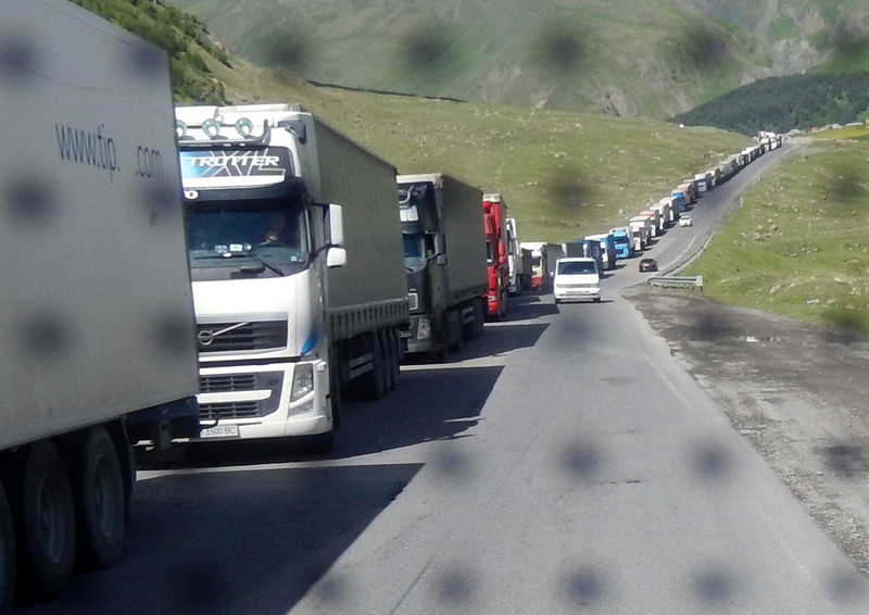 The lorry queue near Kazbegi