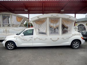 Wedding Limos for the well-heeled