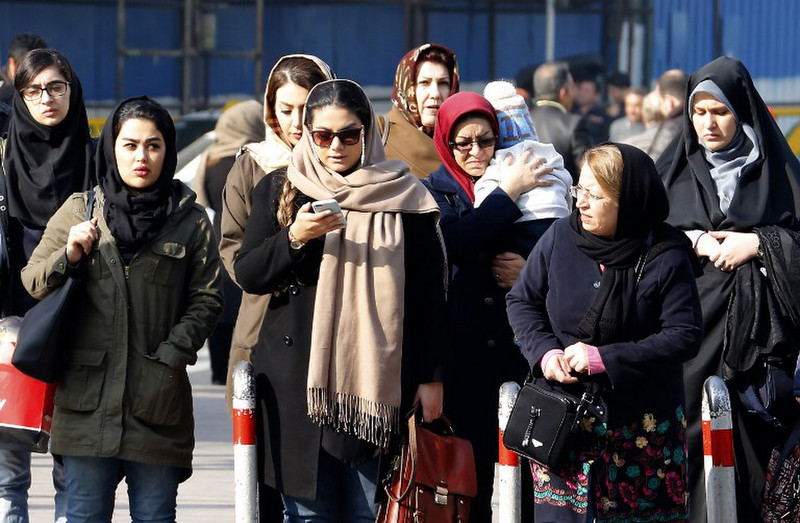 Typical dress code for Iranian women
