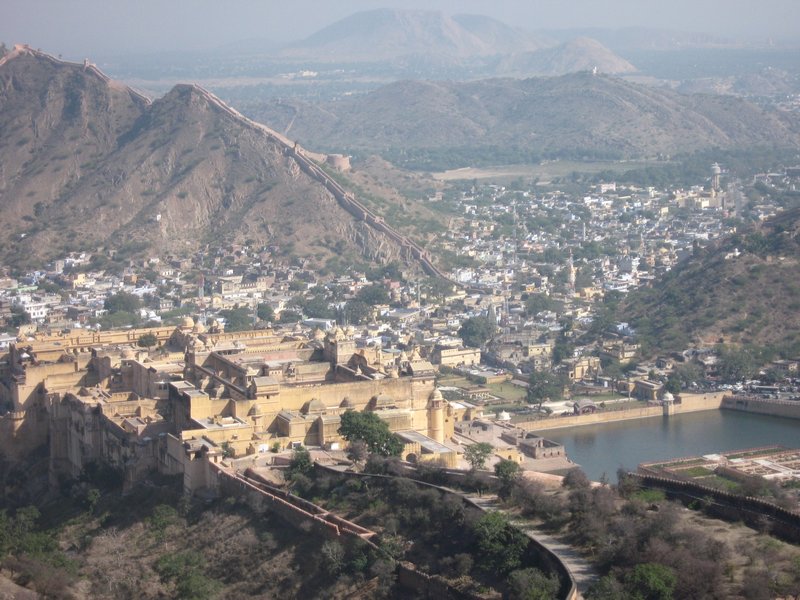 Panorama looking down to the Amber Fort