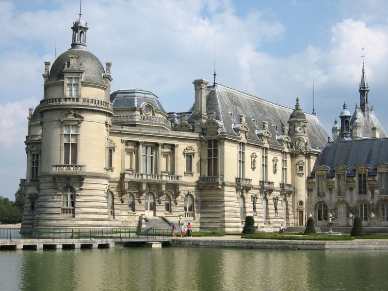 Another view of Chantilly Castle