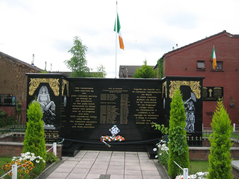 Monument for the fallen on Falls Road