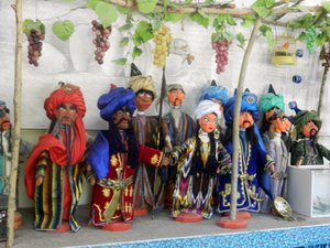 'Ali Baba & the 40 thieves' puppets