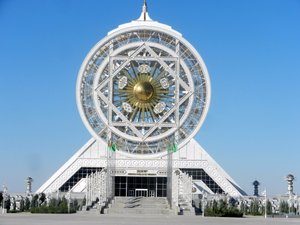 The world's highest enclosed Ferris Wheel