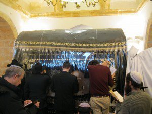 Men praying at Rachel's Tomb (I didn't take this pic)