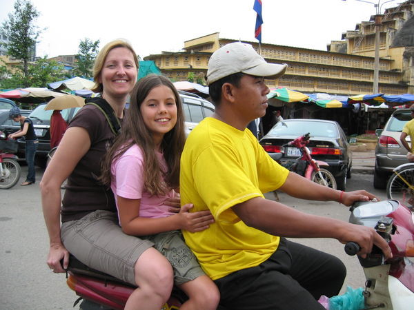 Phnom Penh Moto Ride