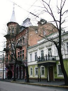 Yaroslav Val's, the oldest part of Kyiv