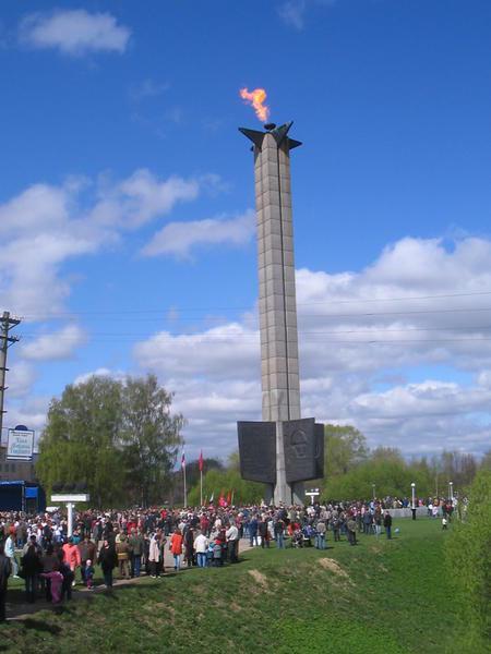 The obelisk and flame, Victory Day.