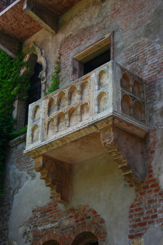 THE Romeo and Juliet Balcony