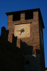 Castel Clock