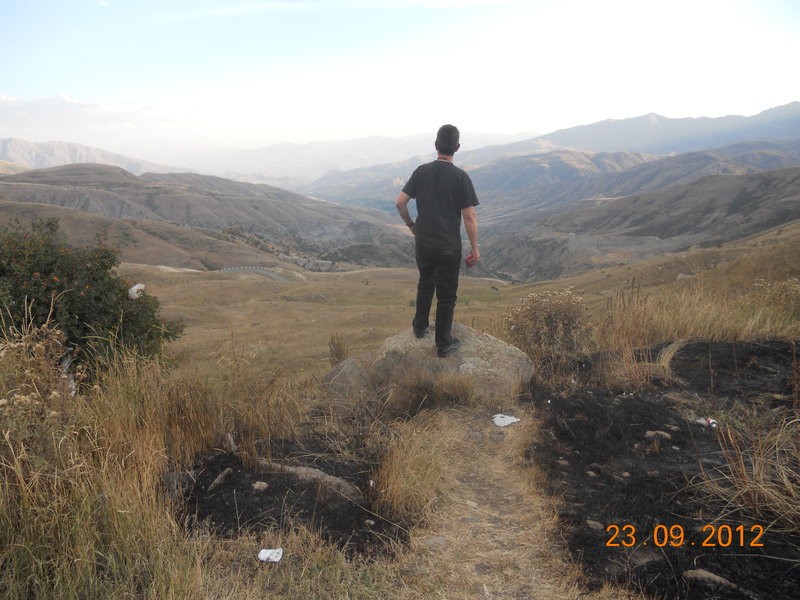 Rod looking over the Selim pass