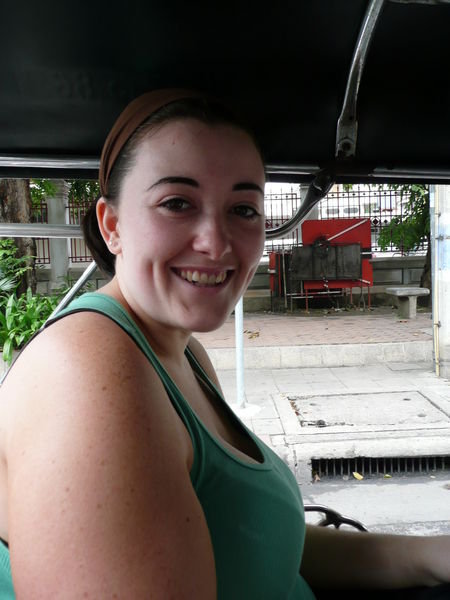 Cat on our first tuk tuk experience
