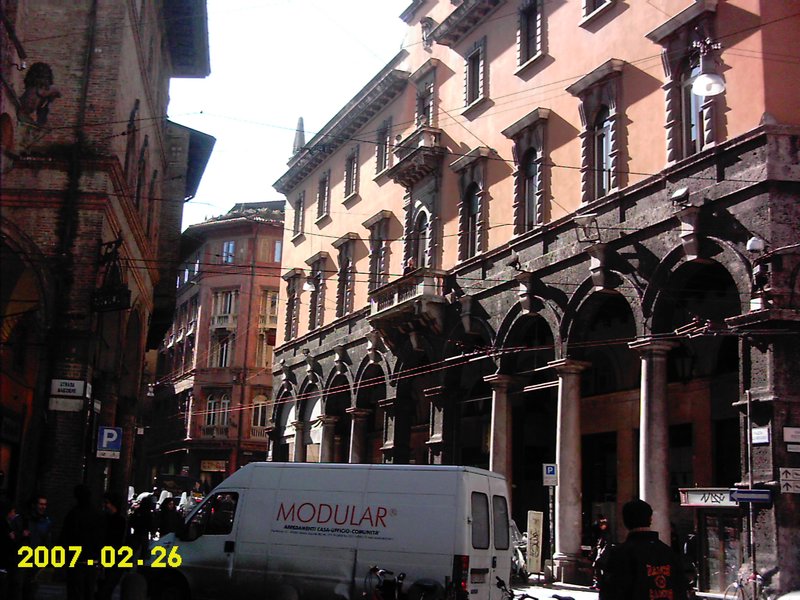 Random Buildings, Bologna