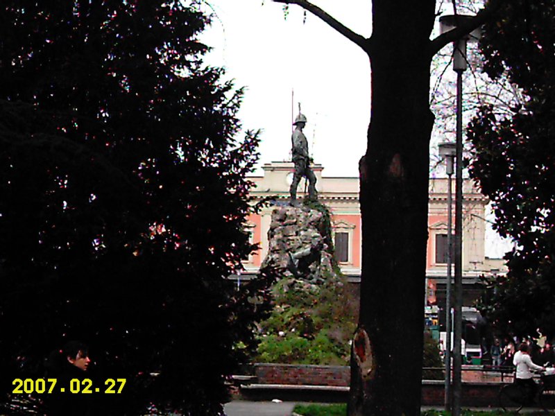 Statue, Parma