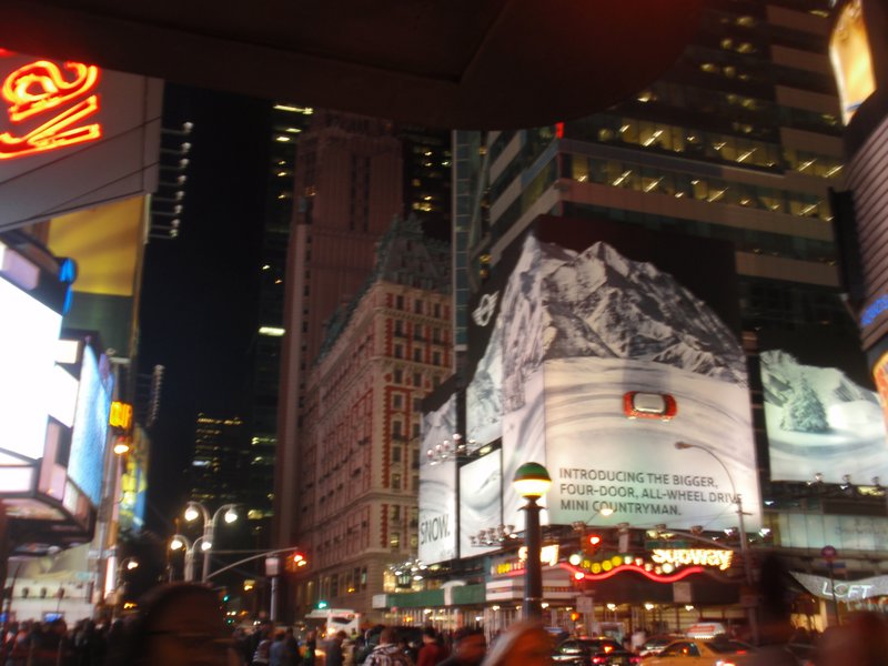 Mini Cooper Display, Times Square