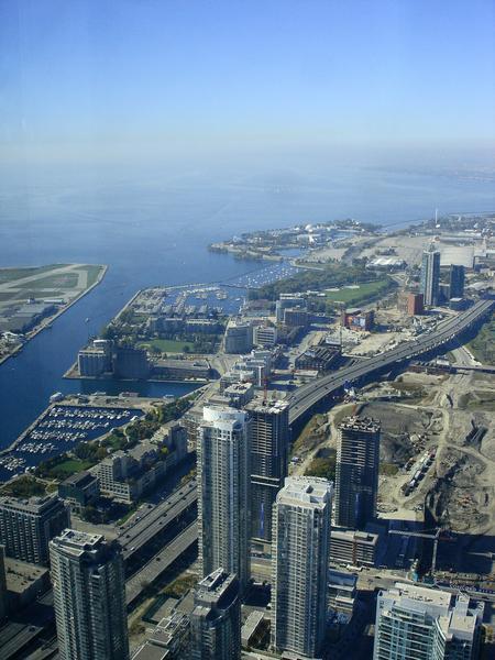view of the city of Toronto from the top of the CN tower