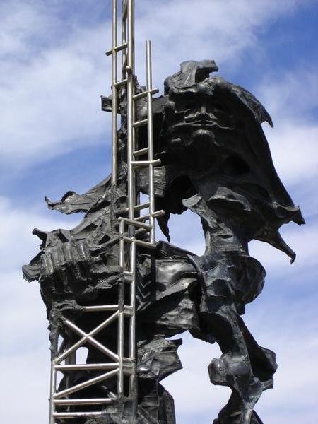 a monument to oil (no, really)