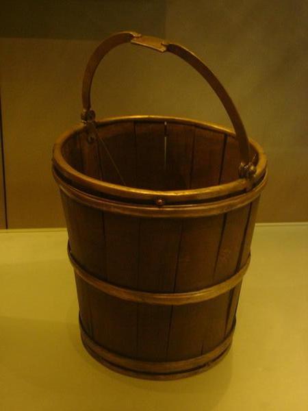Viking bucket