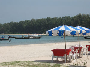 Nai Yang beach