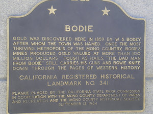 The town plaque 