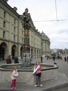 girls at the ogre statue