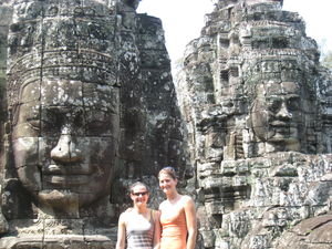 Angkor Thom with the ladies 