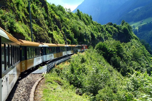 Golden Pass panoramic train