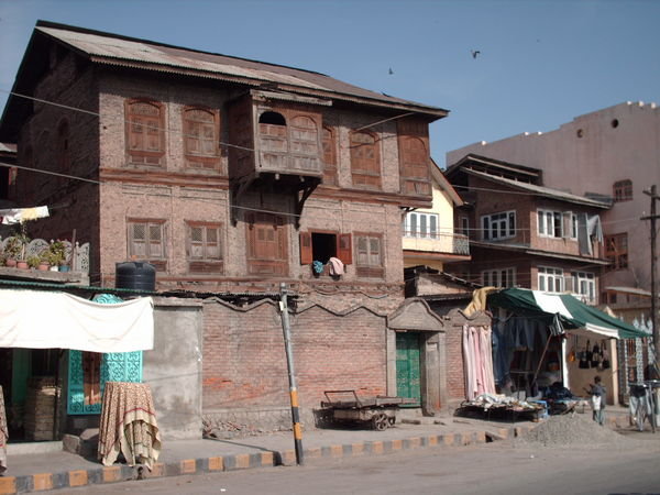 Srinagar - Architecture