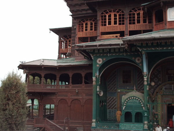 Srinagar - Mosque 2 woodwork
