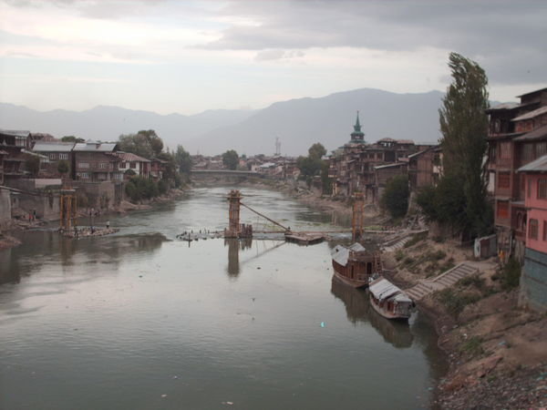 Srinagar - A Passage To India