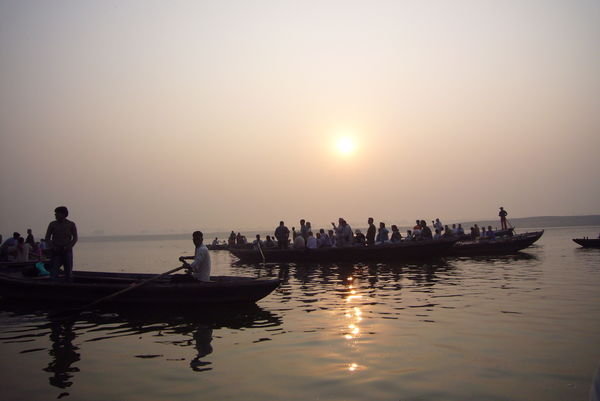 Varanasi - Early morning boat trip