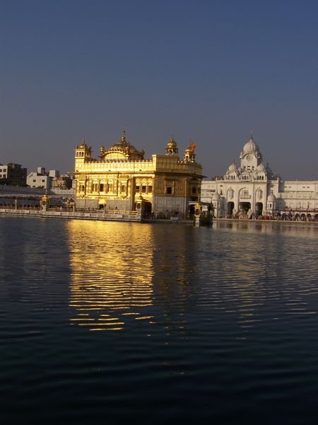golden temple (day)