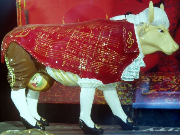 Mozart cow / vaca Mozart