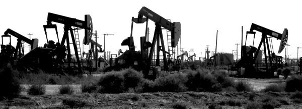 oil  /  petroleo